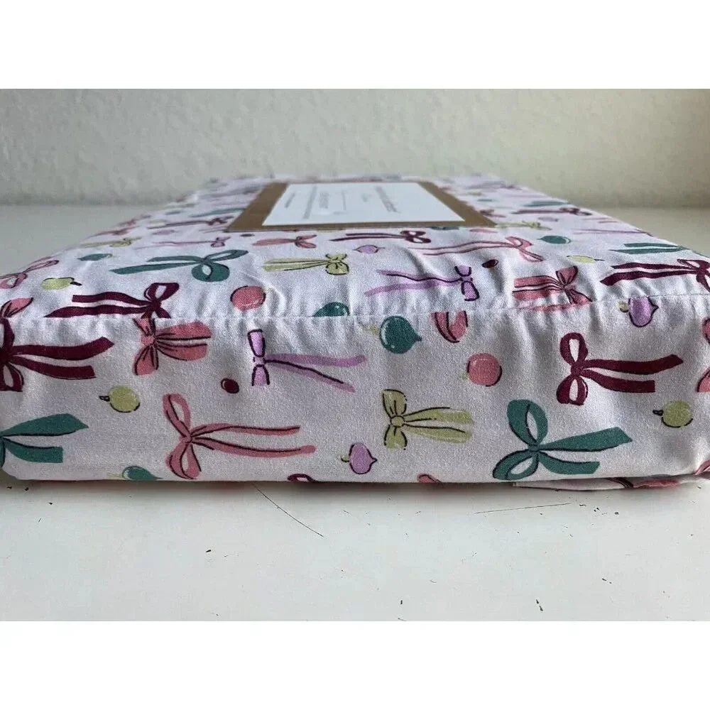 Cupcakes and Cashmere Bows Ornaments QUEEN SIZE Sheet‎ Set Christmas Bows NEW